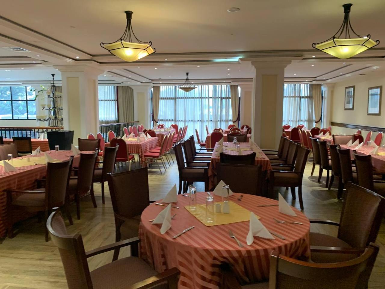 אדיס אבבה The Hub Hotel מראה חיצוני תמונה