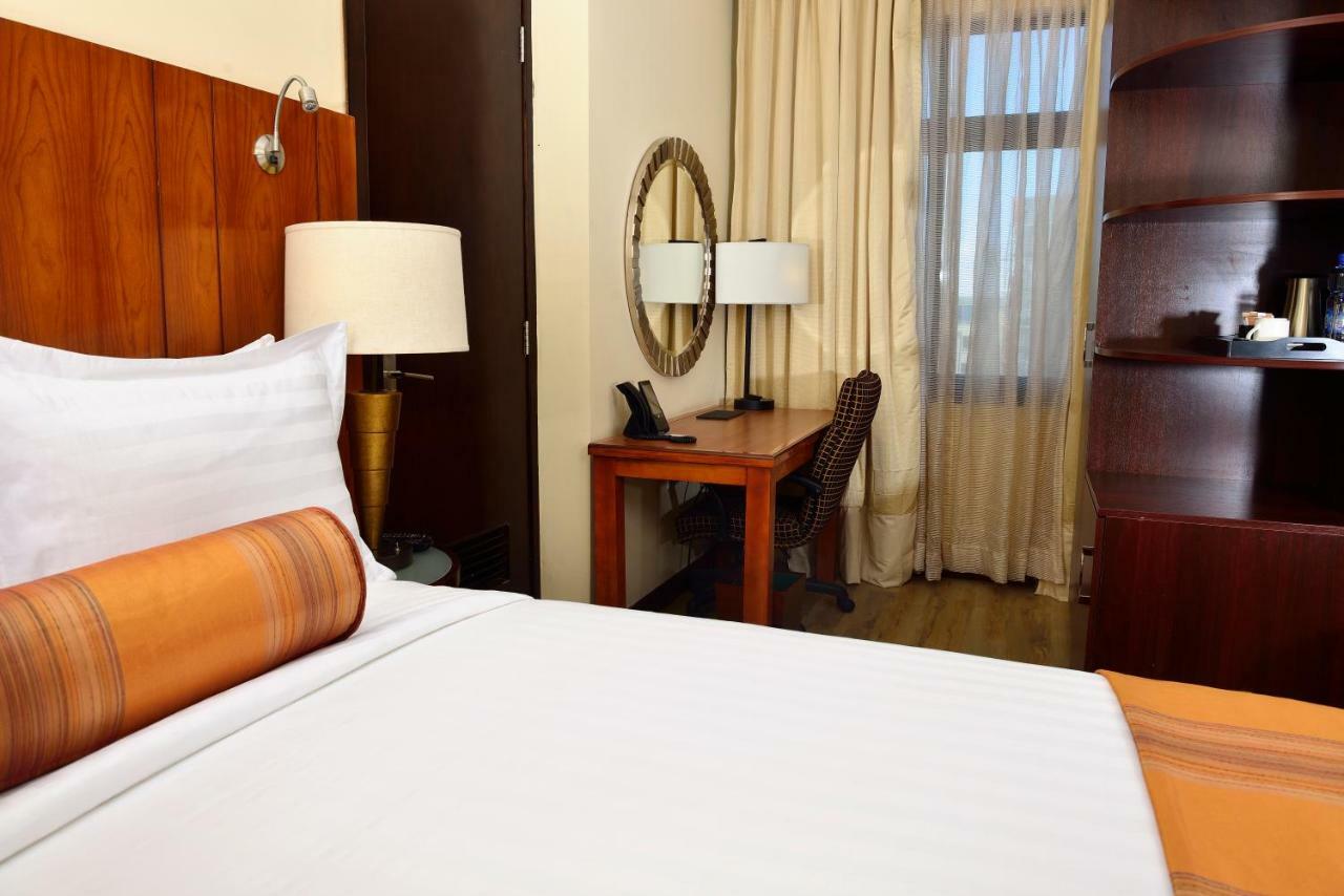אדיס אבבה The Hub Hotel מראה חיצוני תמונה